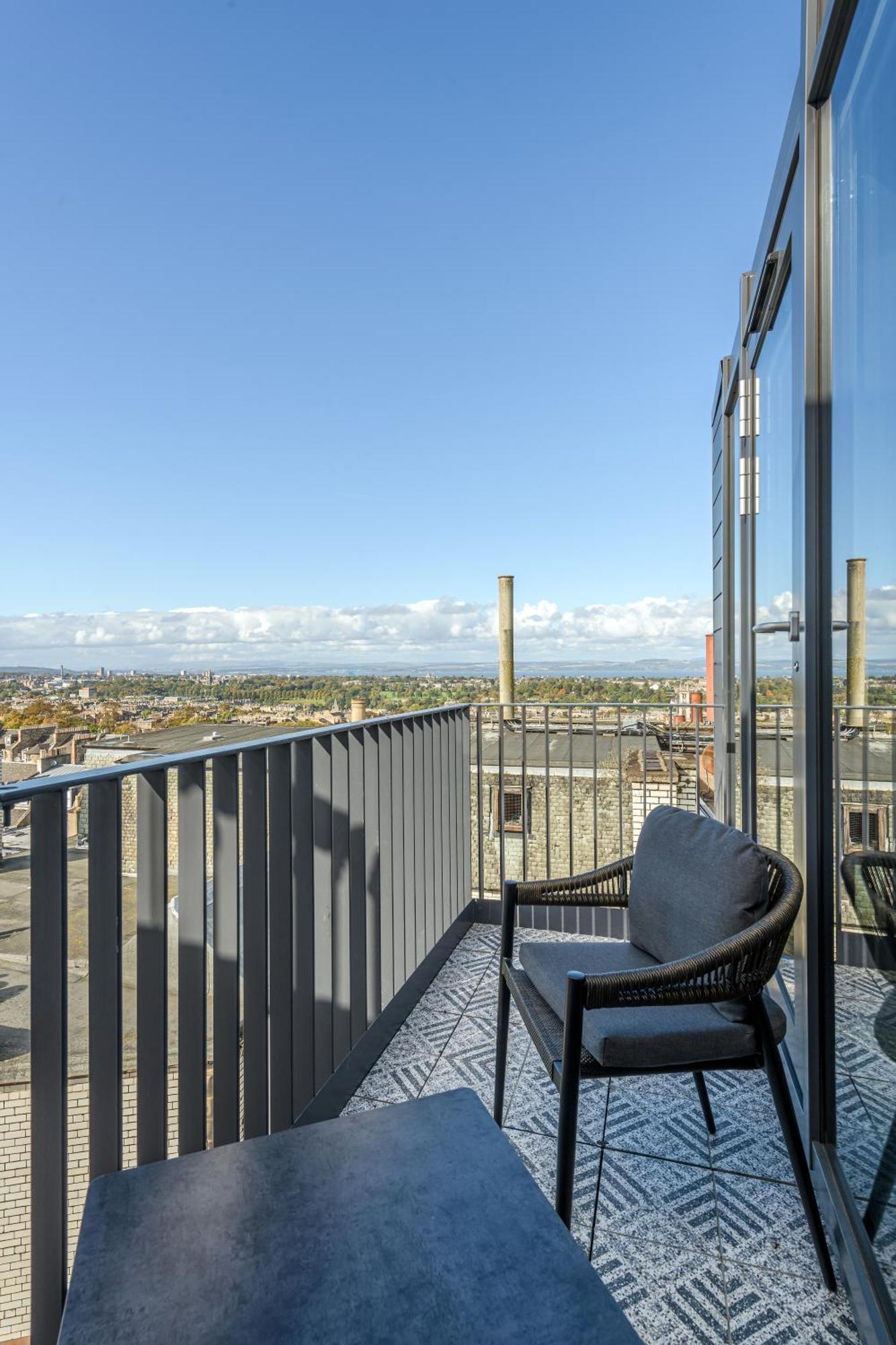 Righ Residences - George Street Единбург Екстер'єр фото